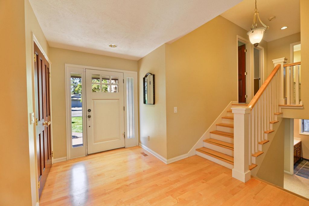 3609 S Eastgate Ct, Spokane, WA 99203 photo 4