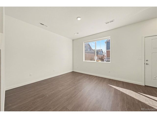 270 Cardinal St, Johnstown, CO 80534