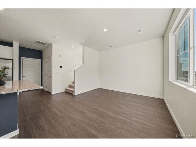 270 Cardinal St, Johnstown, CO 80534