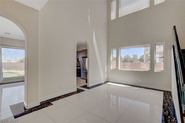 2554 Regency Cove Court, Las Vegas, NV 89121