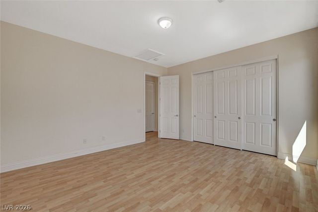 2554 Regency Cove Court, Las Vegas, NV 89121