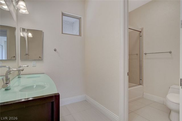 2554 Regency Cove Court, Las Vegas, NV 89121