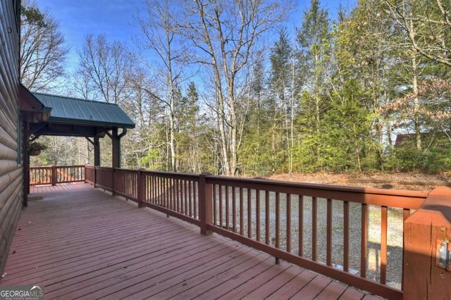 500 Evening Shade Walk, Mineral Bluff, GA 30559
