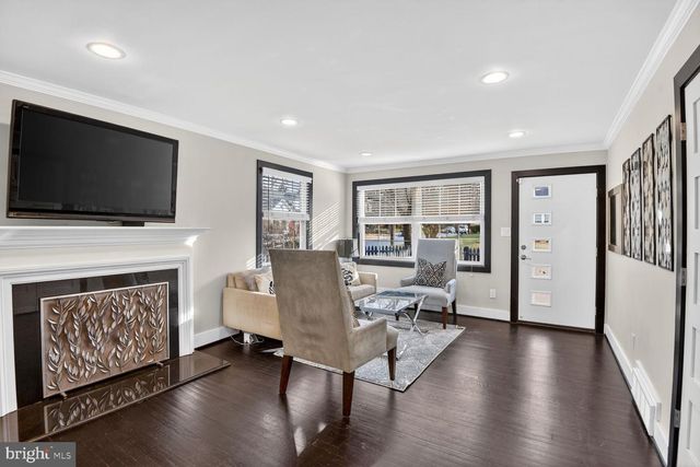 6101 SWANSEA ST, Bethesda, MD 20817