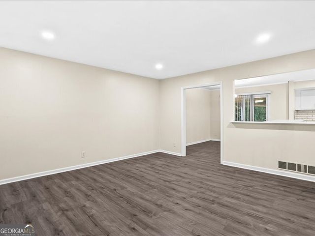 7367 Bethsaida Drive, Riverdale, GA 30296