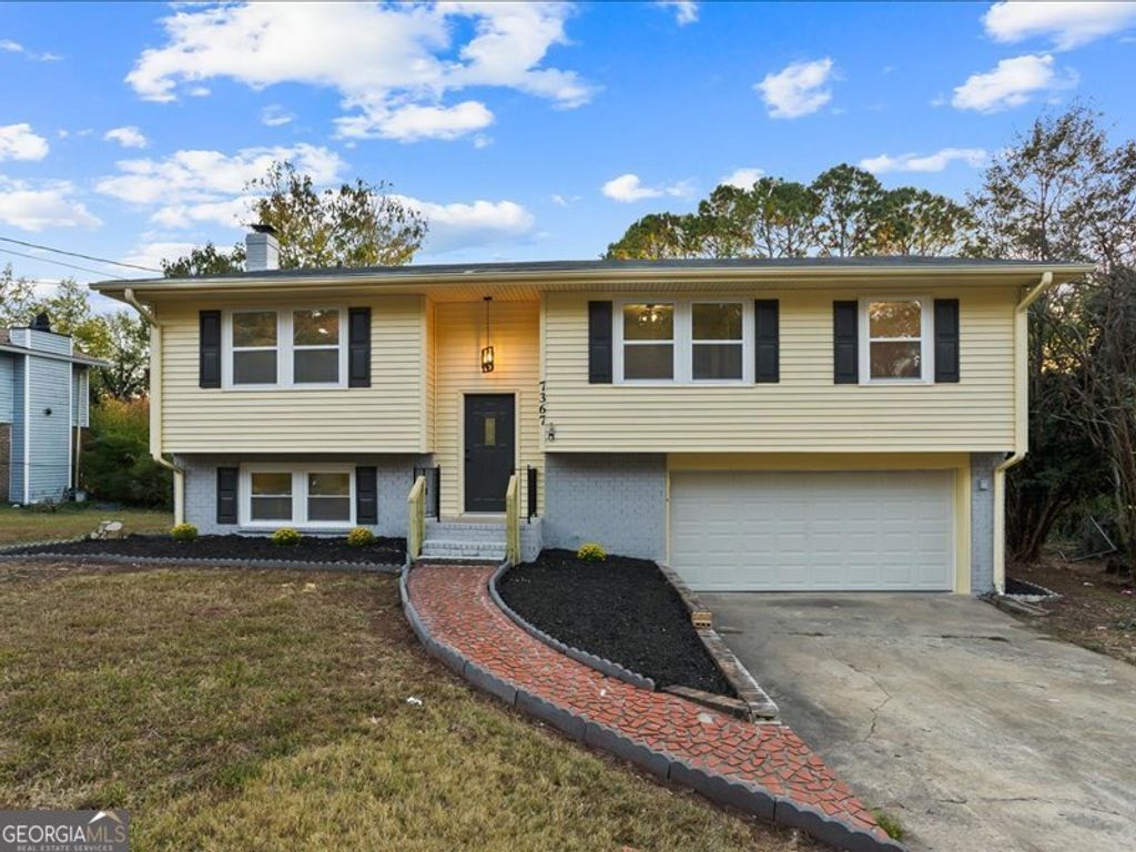 7367 Bethsaida Drive, Riverdale, GA 30296