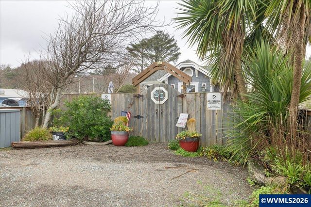 326 Highway 101, Rockaway Beach, OR 97136