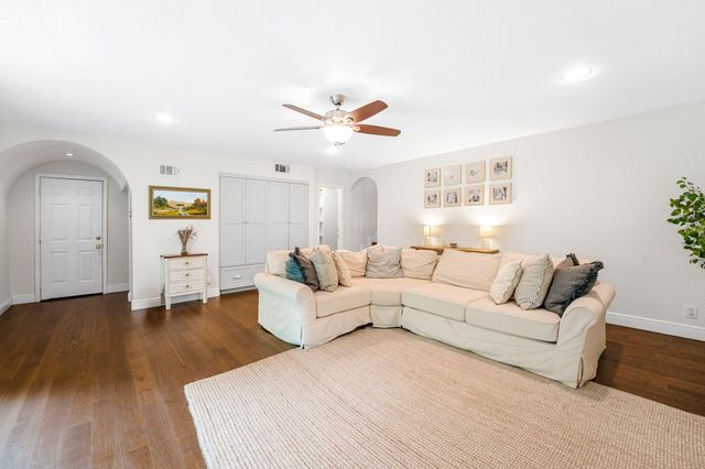 9442 Spring Hollow DR, Austin, TX 78750