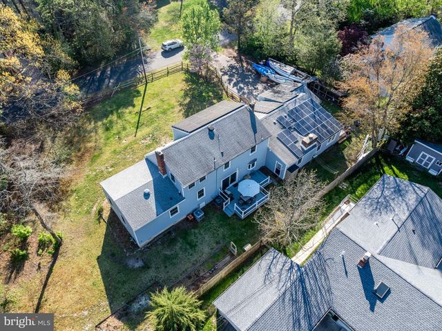 2 HOLLY DR, Medford, NJ 08055