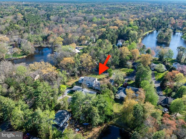 2 HOLLY DR, Medford, NJ 08055