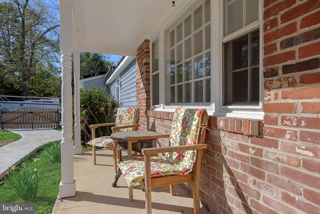 2 HOLLY DR, Medford, NJ 08055