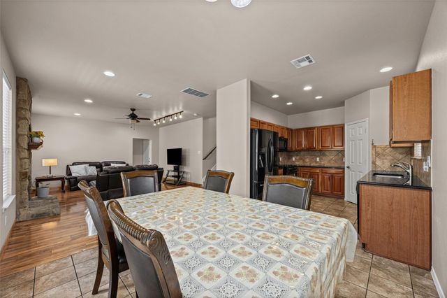 1704 McClannahan DR, Austin, TX 78748