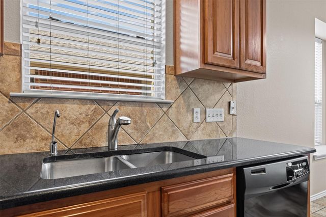 1704 McClannahan DR, Austin, TX 78748