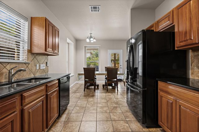 1704 McClannahan DR, Austin, TX 78748