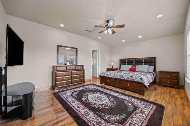 1704 McClannahan DR, Austin, TX 78748