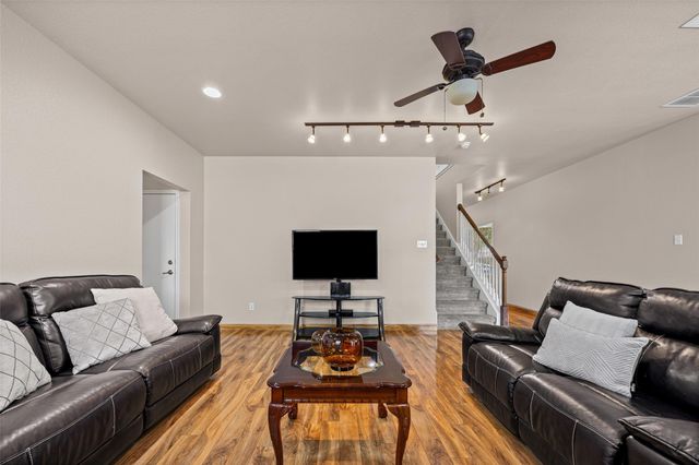 1704 McClannahan DR, Austin, TX 78748