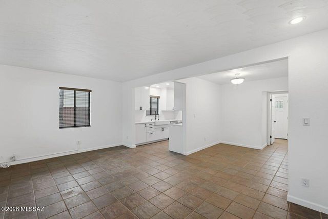 1511 E Miles Street, Tucson, AZ 85719