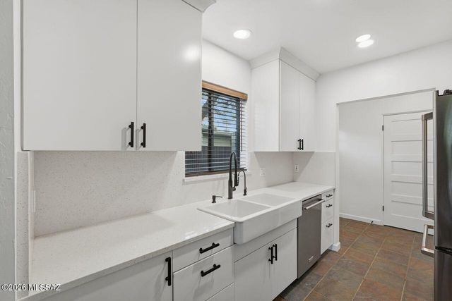 1511 E Miles Street, Tucson, AZ 85719