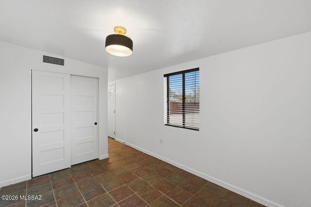 1511 E Miles Street, Tucson, AZ 85719