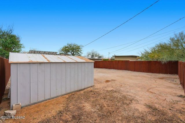 1511 E Miles Street, Tucson, AZ 85719