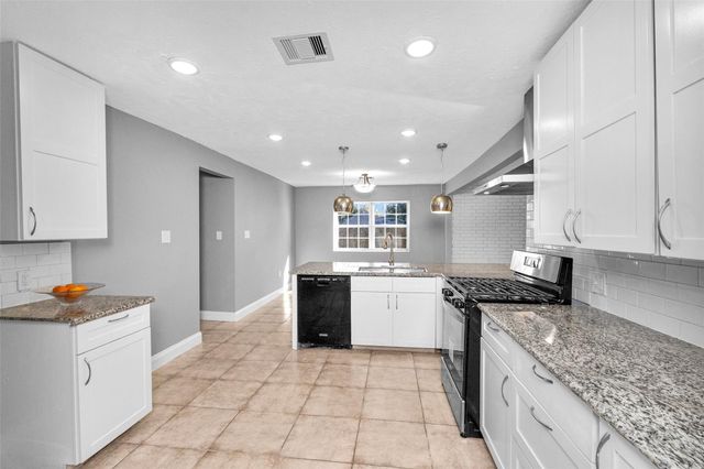 15010 Beatty Drive, Humble, TX 77396