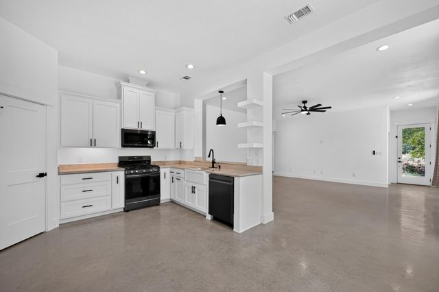 116 E Hickory DR, Granite Shoals, TX 78654