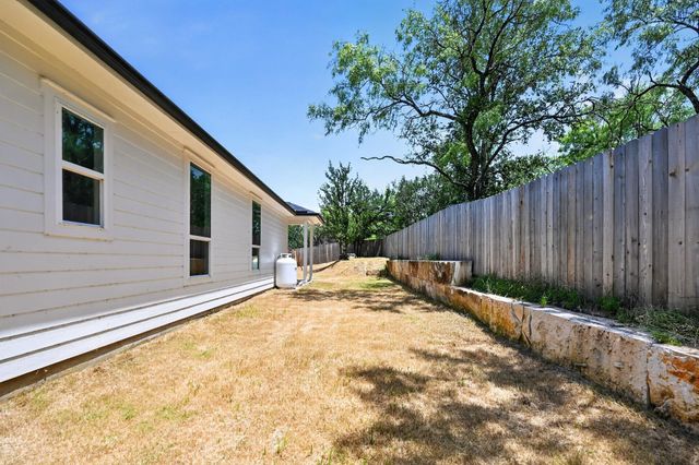 116 E Hickory DR, Granite Shoals, TX 78654