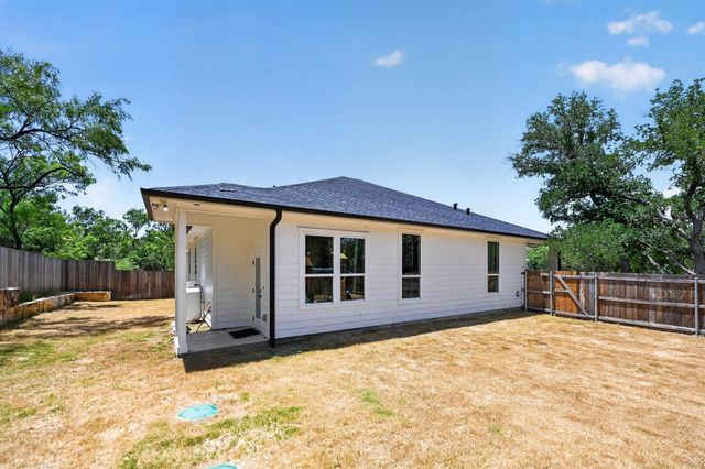 116 E Hickory DR, Granite Shoals, TX 78654