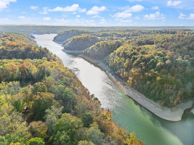 185 Pine Tree Road, Nancy, KY 42544