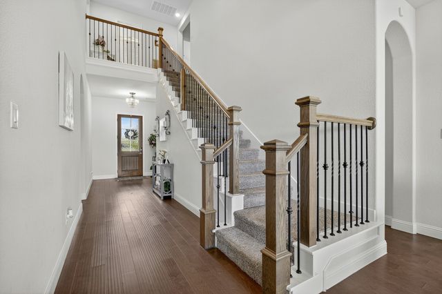 1420 Wolf Ridge Run, Gunter, TX 75058