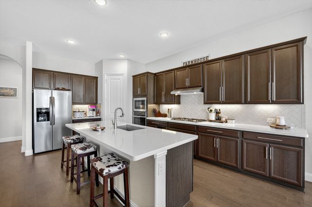 1420 Wolf Ridge Run, Gunter, TX 75058