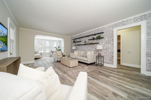 21115 East Street, Southfield, MI 48033