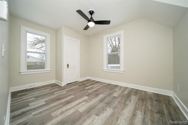 21115 East Street, Southfield, MI 48033