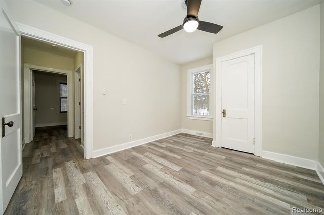 21115 East Street, Southfield, MI 48033