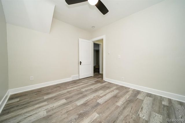 21115 East Street, Southfield, MI 48033