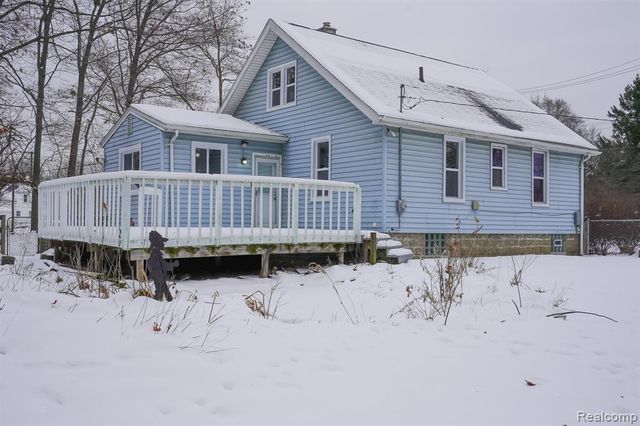 21115 East Street, Southfield, MI 48033