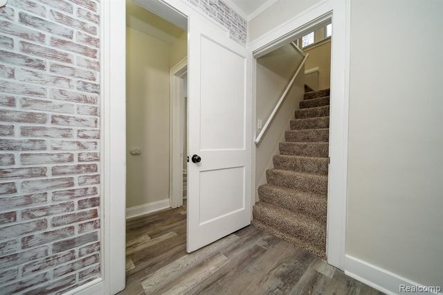 21115 East Street, Southfield, MI 48033