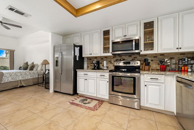 54577 Oak Hill, La Quinta, CA 92253