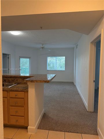 6001 SW 70th Street 443, South Miami, FL 33143