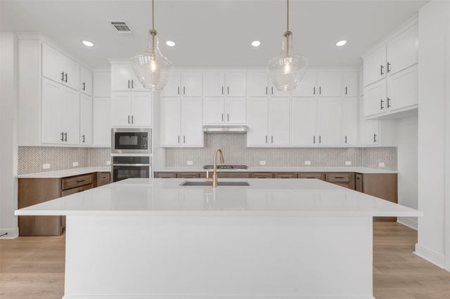 1510 Roundup Way, Argyle, TX 76226