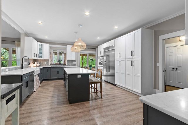 4570 CHOCTAW TRAIL, Green Bay, WI 54313