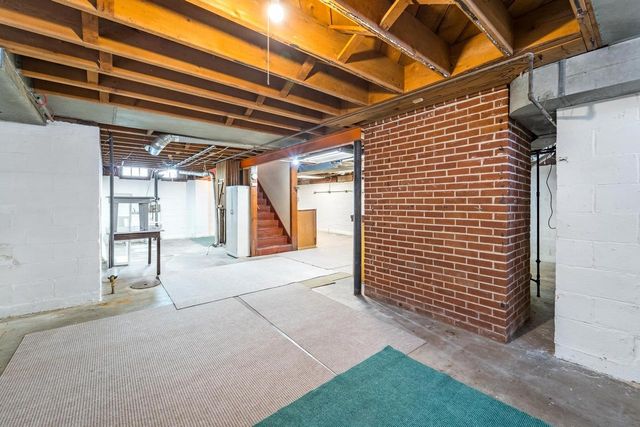 1006 STEWART AVENUE, Wausau, WI 54401