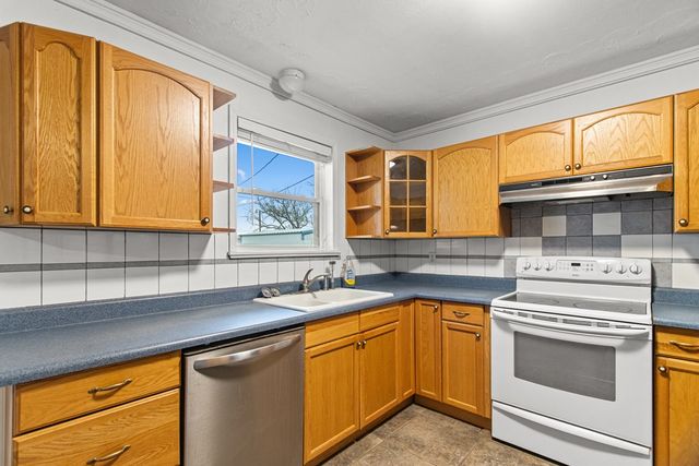 904 NW 11th St, Andrews, TX 79714