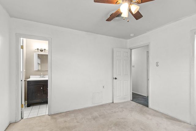 904 NW 11th St, Andrews, TX 79714