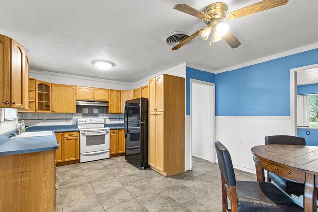 904 NW 11th St, Andrews, TX 79714