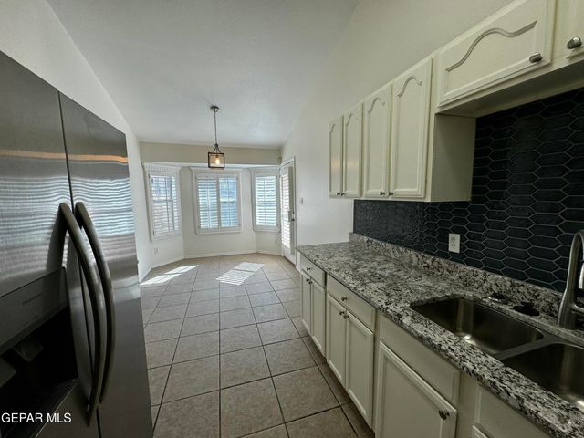 14344 DESERT SHADOW Drive, Horizon City, TX 79928