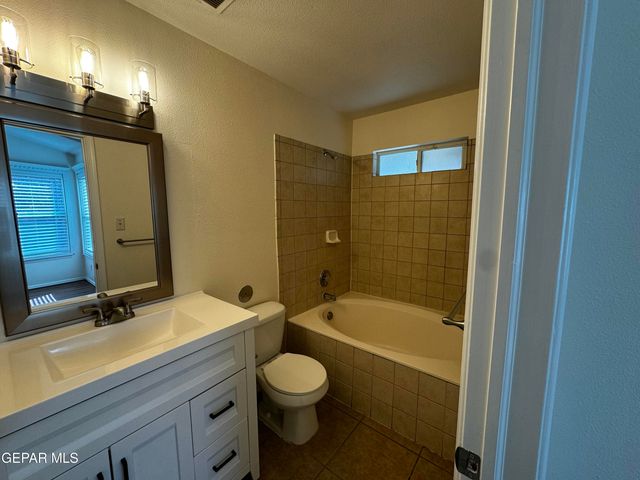 14344 DESERT SHADOW Drive, Horizon City, TX 79928