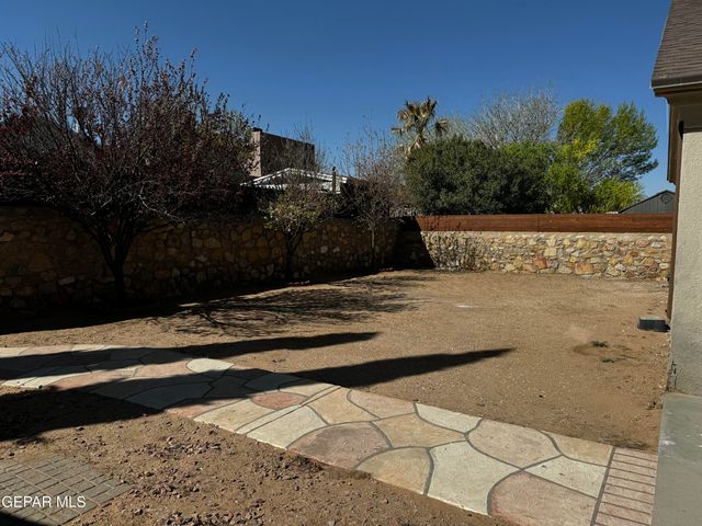 14344 DESERT SHADOW Drive, Horizon City, TX 79928