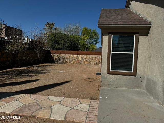 14344 DESERT SHADOW Drive, Horizon City, TX 79928