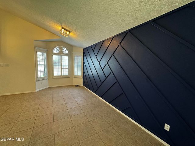 14344 DESERT SHADOW Drive, Horizon City, TX 79928